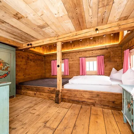 Superior Brandleit Chalet Hart im Zillertal